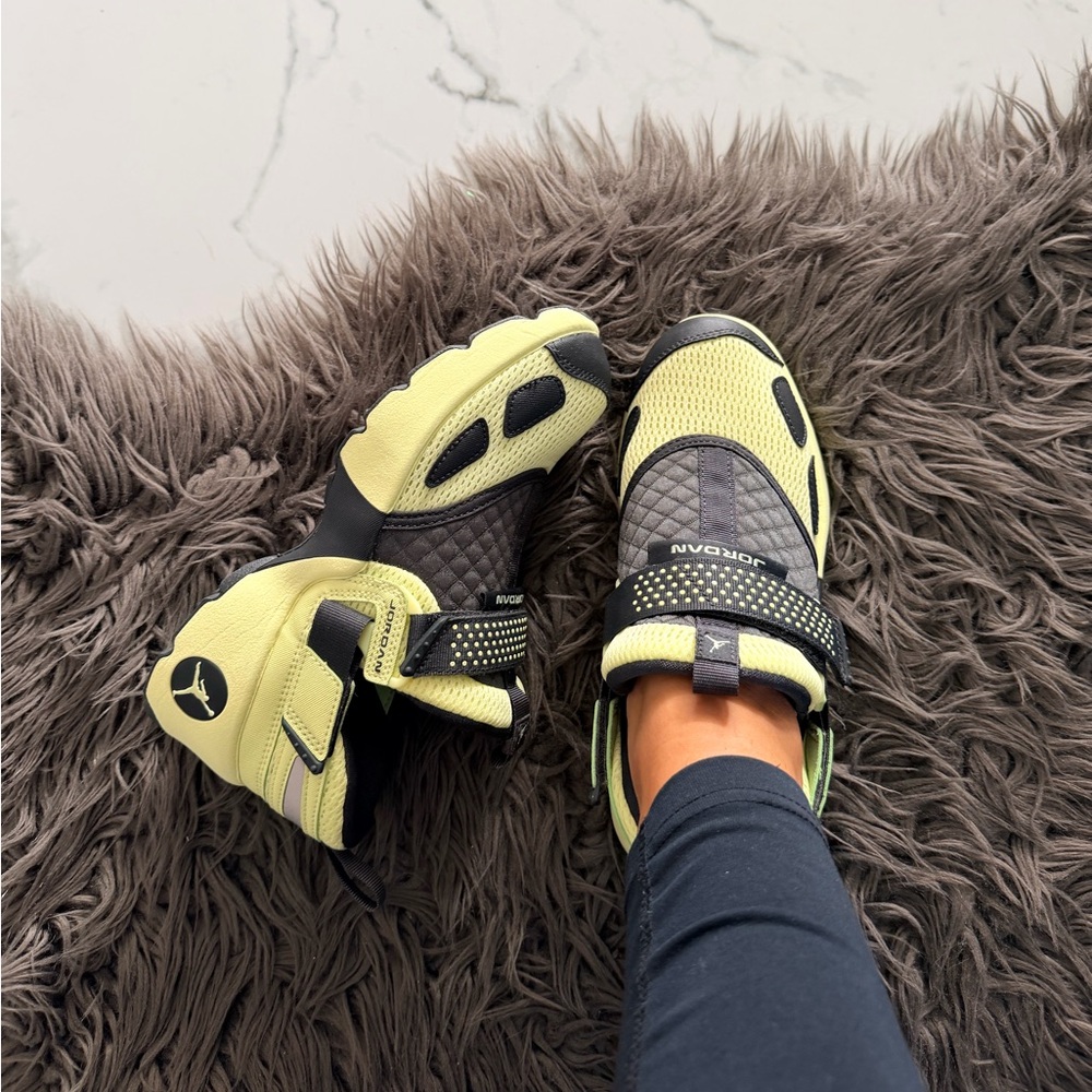 Jordan Trunner LX - Picture 4 of 9